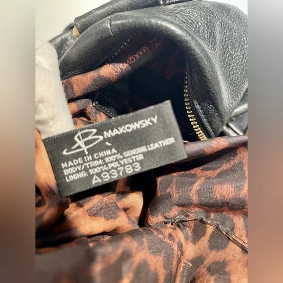 B. MAKOWSKY Large Black East/West Glove Leather Hobo Leopard Lining Bag
A93783 - Picture 12 of 17